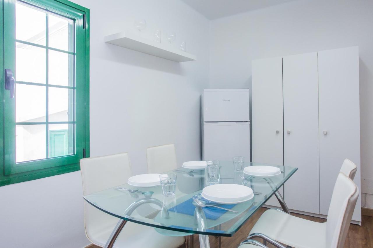 Apartamentos Haria En Puerto Del Carmen Tías Zewnętrze zdjęcie