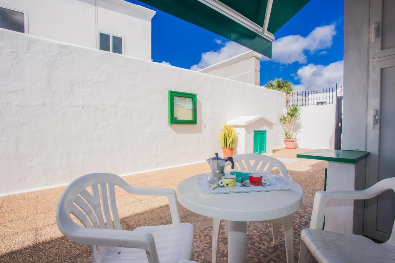 Apartamentos Haria En Puerto Del Carmen Tías Zewnętrze zdjęcie